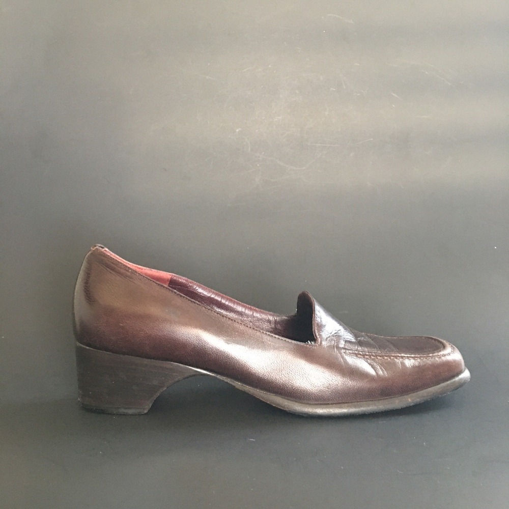 Cole Haan Italian Leather Shoes Women's Loafer Size 6B Brown Classicore